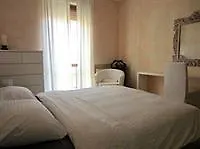 Temporary House - Via Fezzan Διαμέρισμα